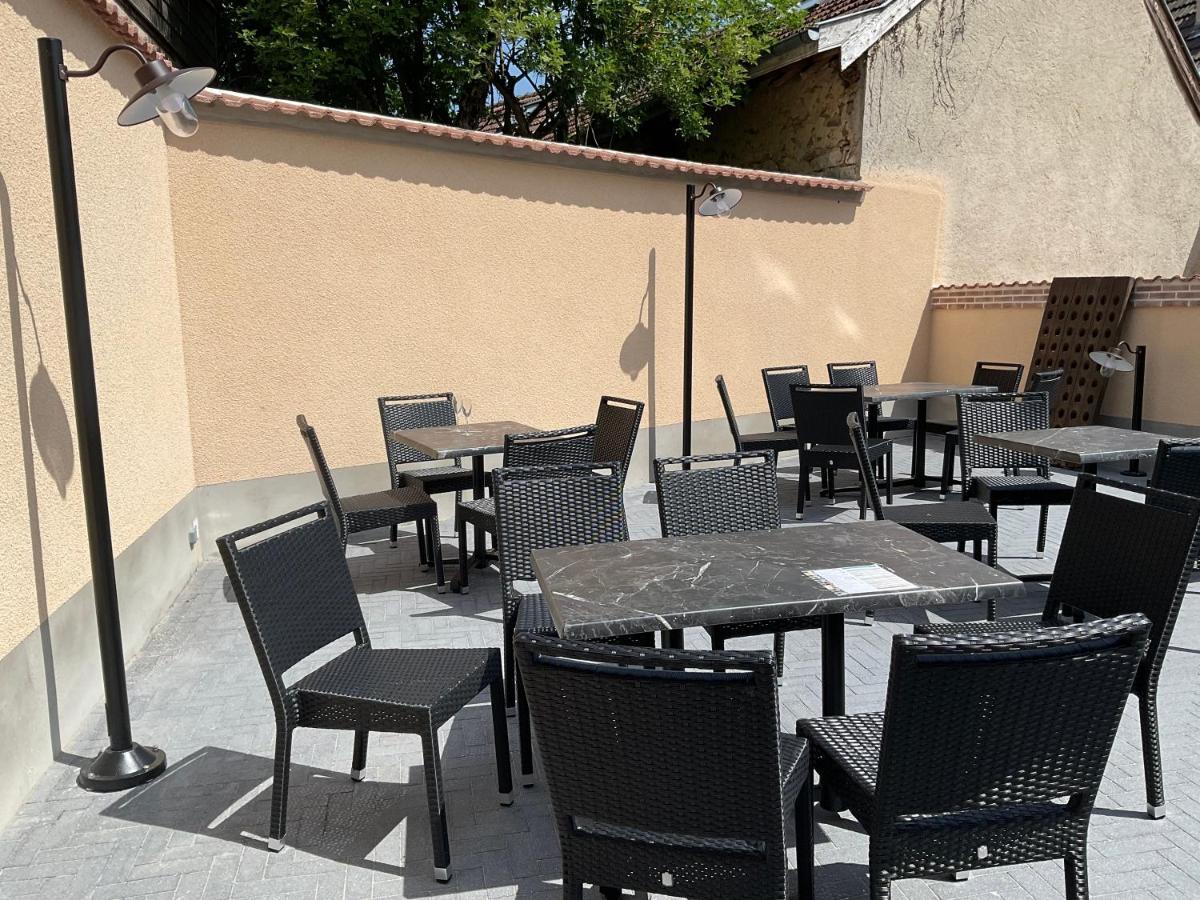 Les Loges Du Theatre Degustation Champagne Offerte Jacuzzi Sauna Jeux Velos Maison Prive 150M2 Historique 14Pers Max Emplacement Exceptionnel Et Chic, 200M De L'Avenue De Champagne, Gare, Musee, Jardins, Restaurations, Toutes Commodites Épernay Eksteriør billede