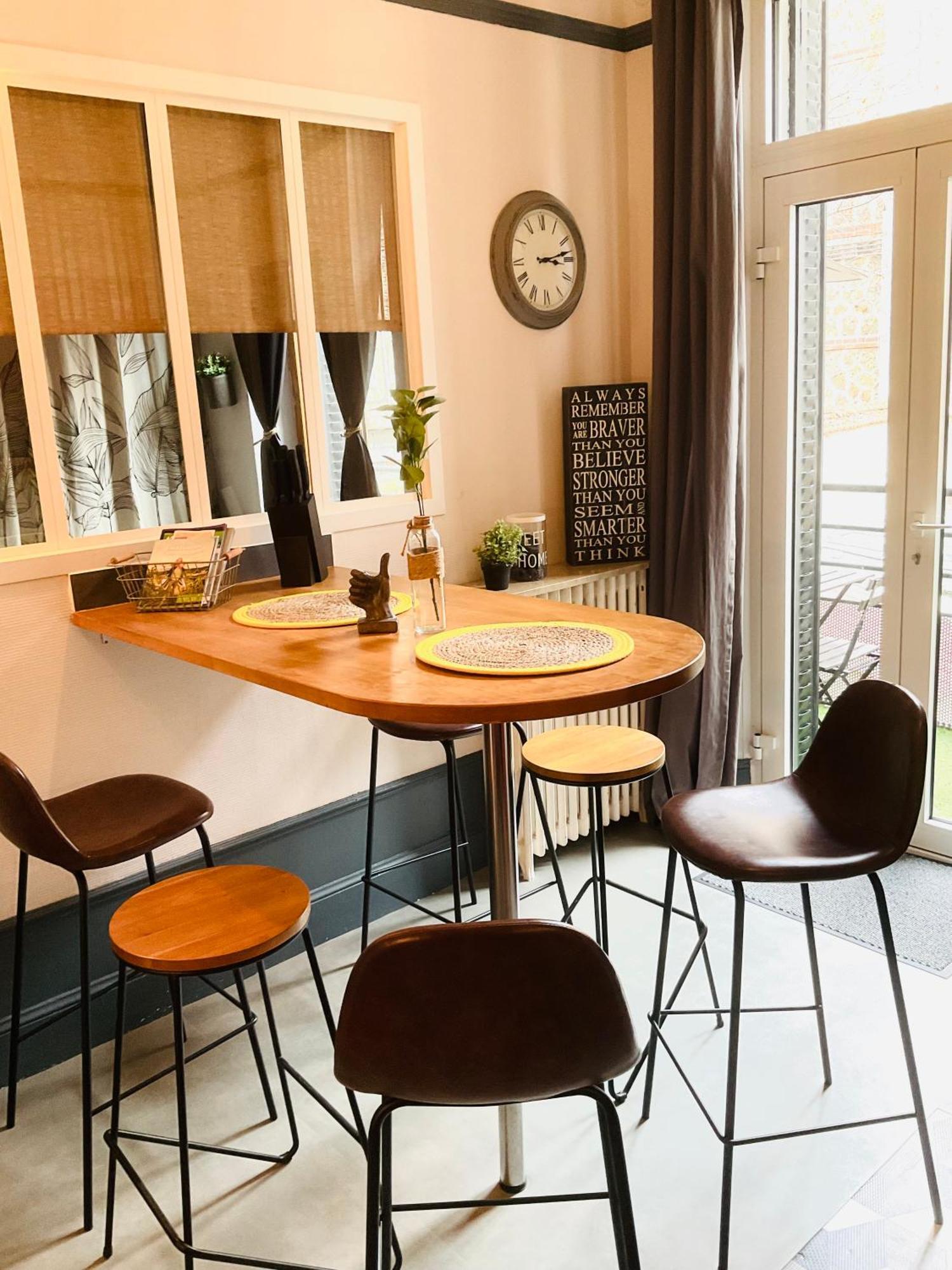 Les Loges Du Theatre Degustation Champagne Offerte Jacuzzi Sauna Jeux Velos Maison Prive 150M2 Historique 14Pers Max Emplacement Exceptionnel Et Chic, 200M De L'Avenue De Champagne, Gare, Musee, Jardins, Restaurations, Toutes Commodites Épernay Eksteriør billede