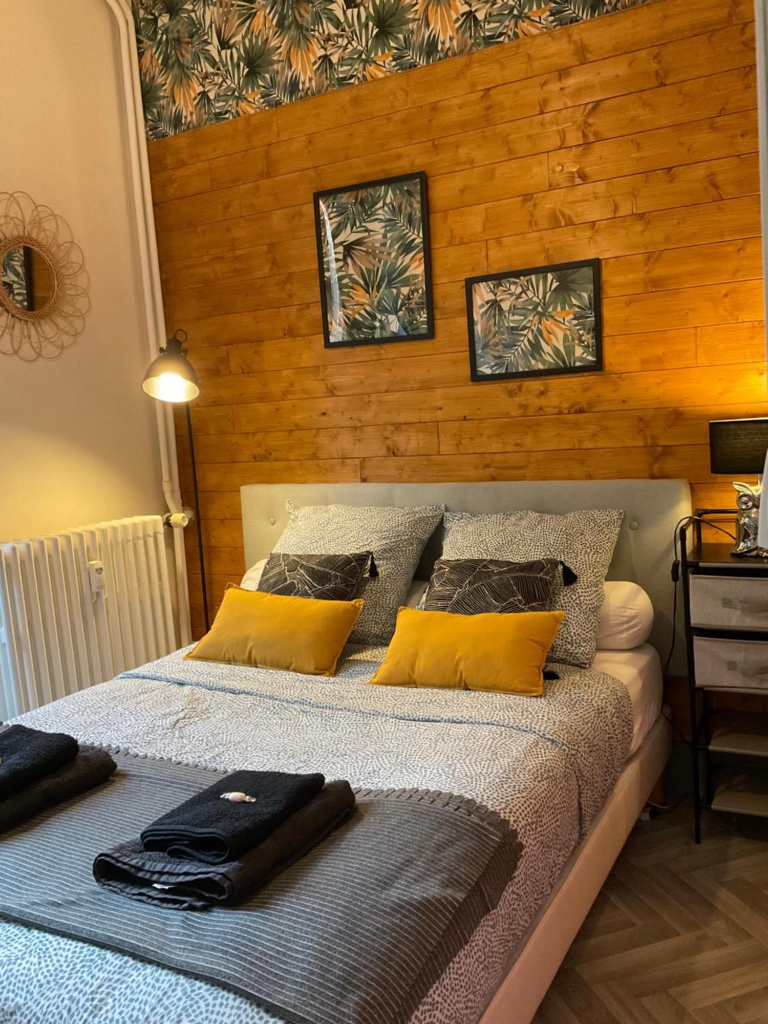 Les Loges Du Theatre Degustation Champagne Offerte Jacuzzi Sauna Jeux Velos Maison Prive 150M2 Historique 14Pers Max Emplacement Exceptionnel Et Chic, 200M De L'Avenue De Champagne, Gare, Musee, Jardins, Restaurations, Toutes Commodites Épernay Eksteriør billede