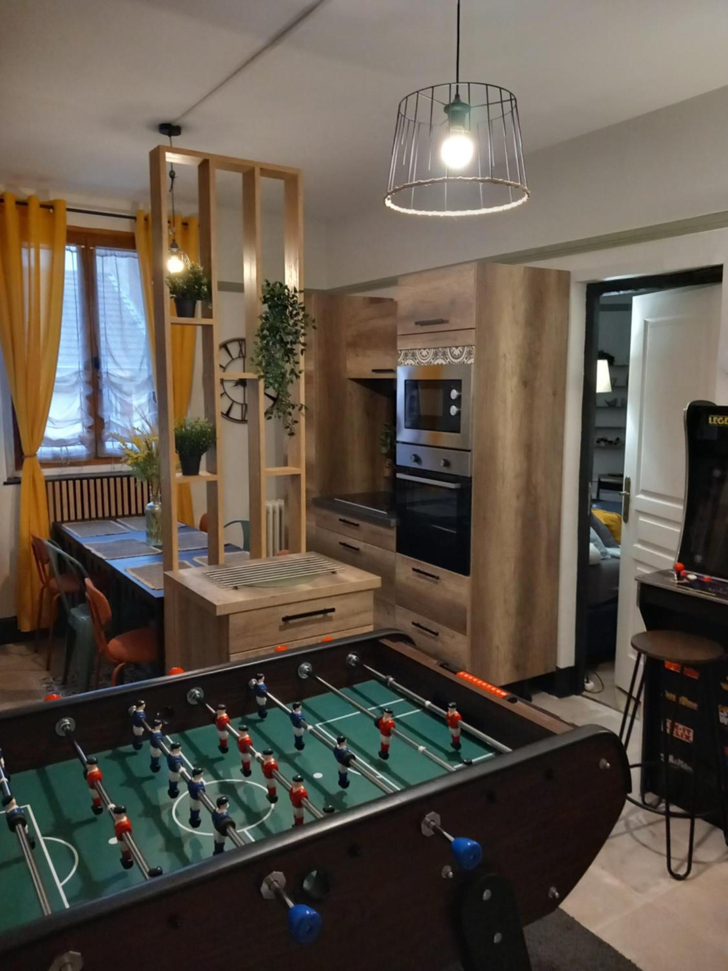 Les Loges Du Theatre Degustation Champagne Offerte Jacuzzi Sauna Jeux Velos Maison Prive 150M2 Historique 14Pers Max Emplacement Exceptionnel Et Chic, 200M De L'Avenue De Champagne, Gare, Musee, Jardins, Restaurations, Toutes Commodites Épernay Eksteriør billede